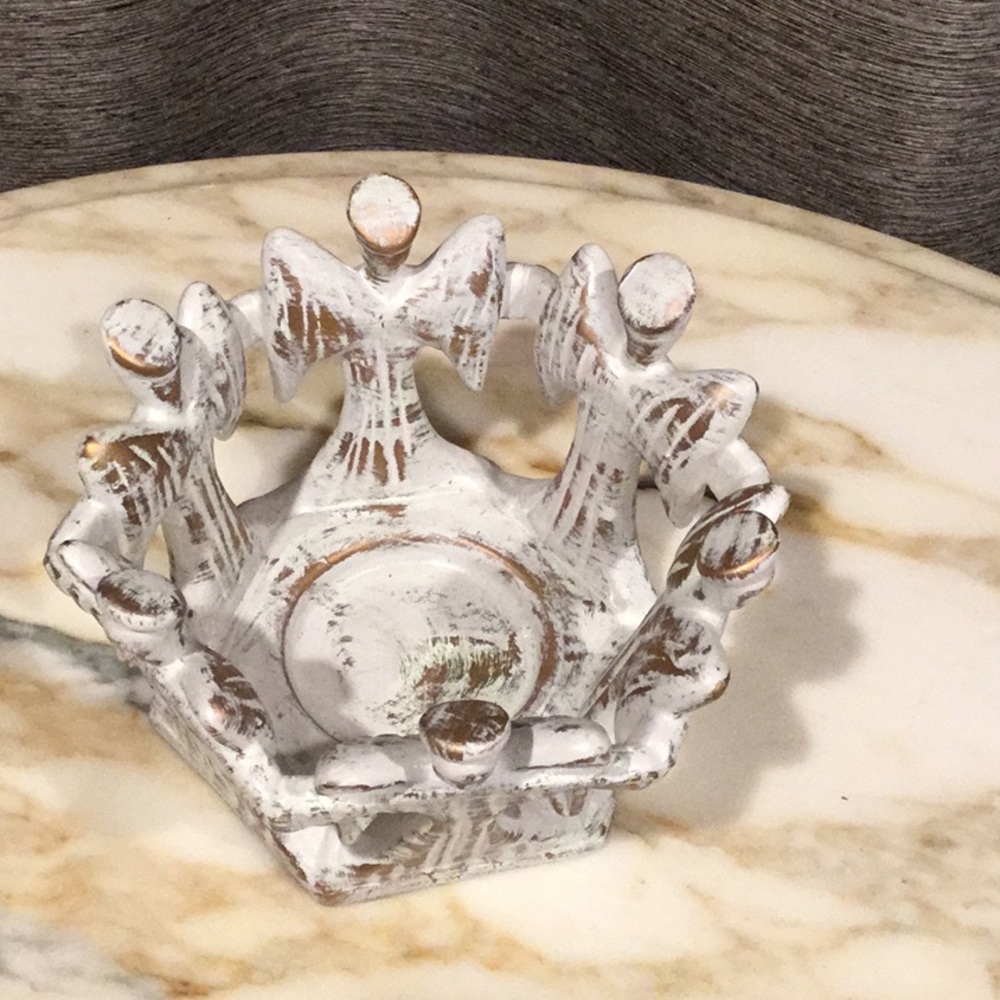 Angel candle holder